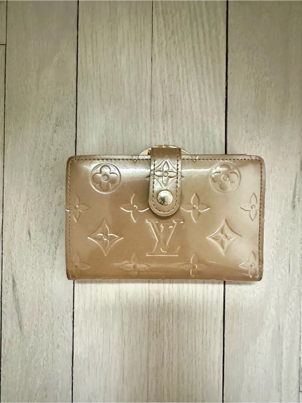 Louis Vuitton Tan Patent Vernis French Wallet